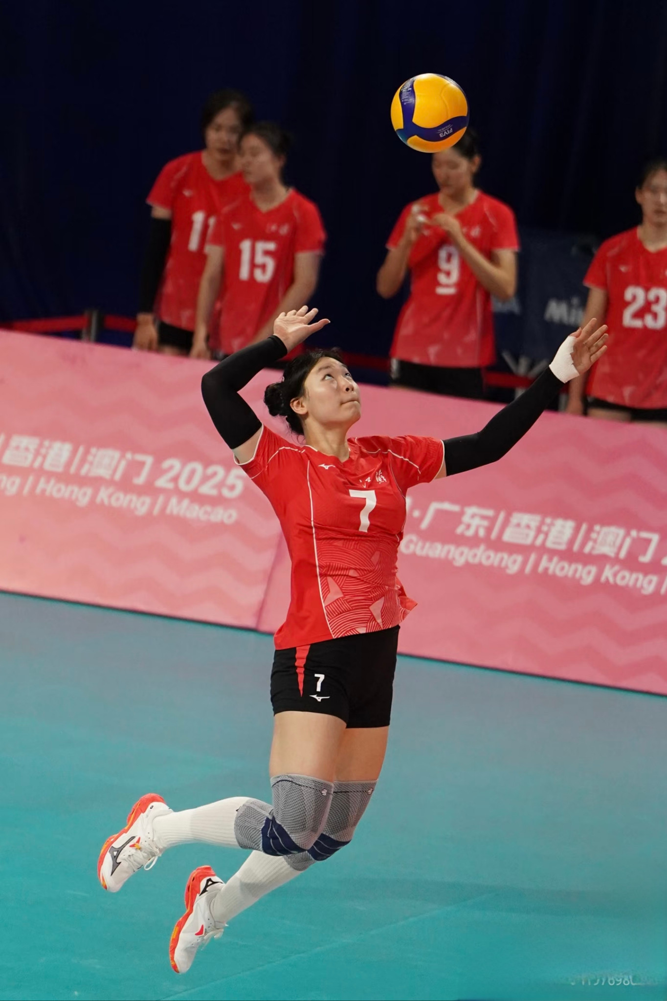 中国女排超级联赛随着排超联赛的深入，小二传张籽萱也渐入佳境。比赛已经打了六轮，小