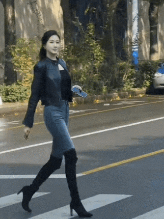 过个马路也能遇到熟人