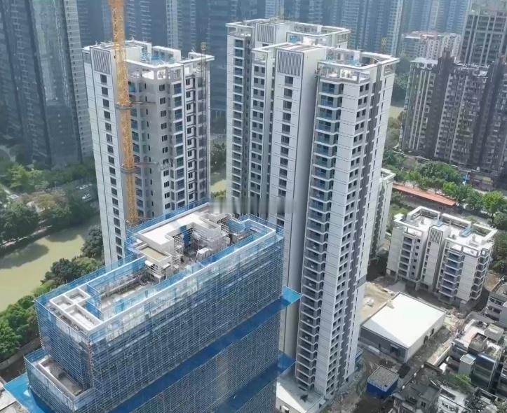 中建海峡福州海潮路安置房进度项目还附带了一栋商业楼中建系在福州建造安置房的
