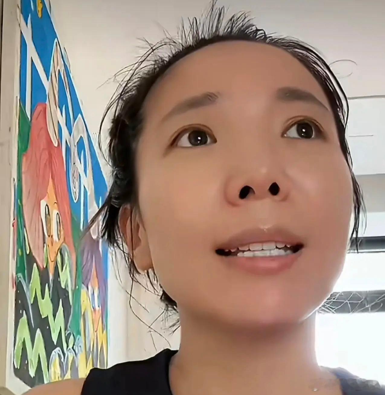 张婉婷自己直播曝宋宁峰出轨后情况：“宋宁峰现在在家里的状态就是悔过、哭、道歉、下