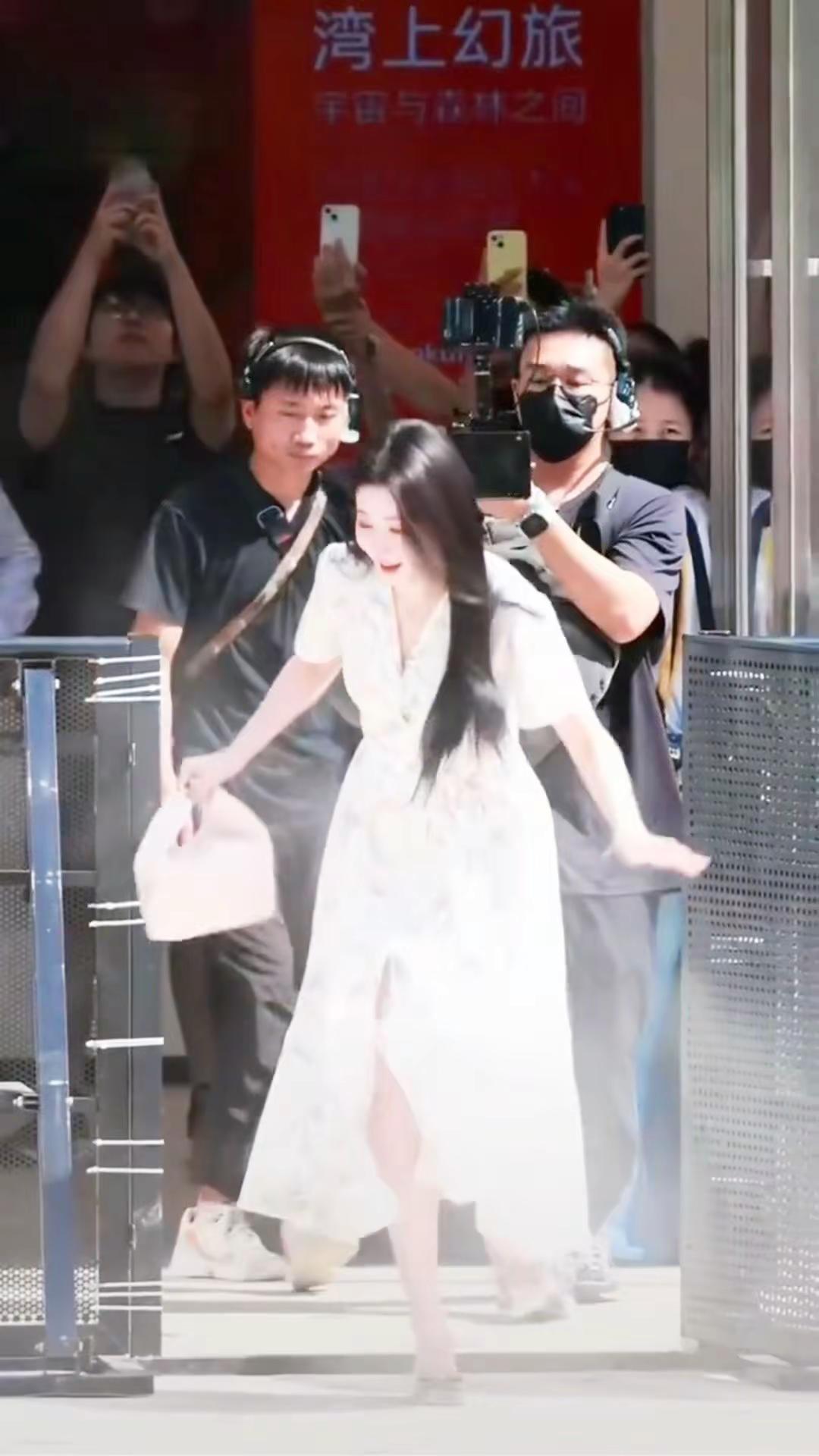 绊一下，都那么美王楚然孟子义