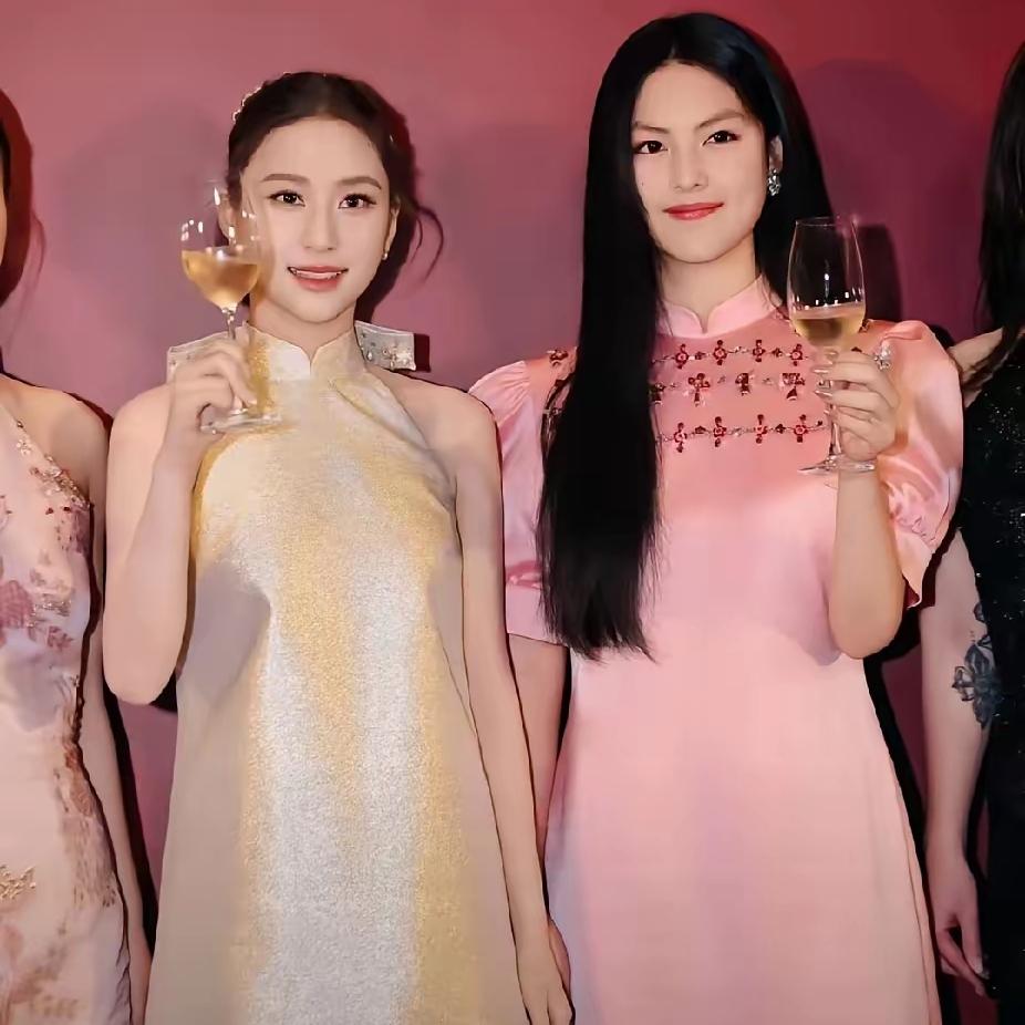 今年的李湘为什么密集的带着王诗龄参加各种高端商务酒会，那是因为王诗龄今年已经16