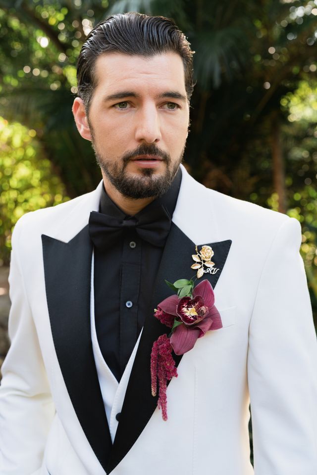 大威的老公——安德烈埃·普雷蒂🇩🇰🇮🇹他曾经是一位模特，后来在纽约学了表