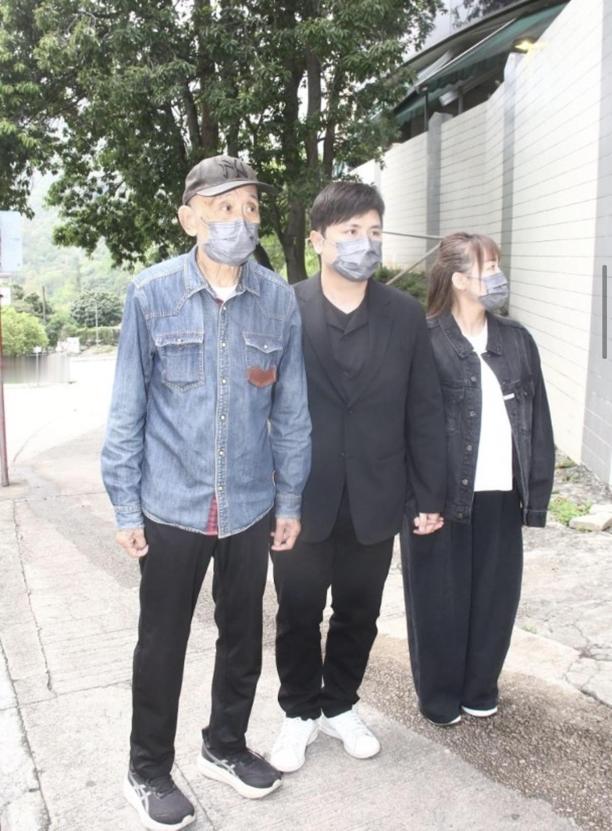 施明在大围宝福山设灵，其长子李泳汉一早就声明拒绝让弟媳进入灵堂。不过在设灵当日，