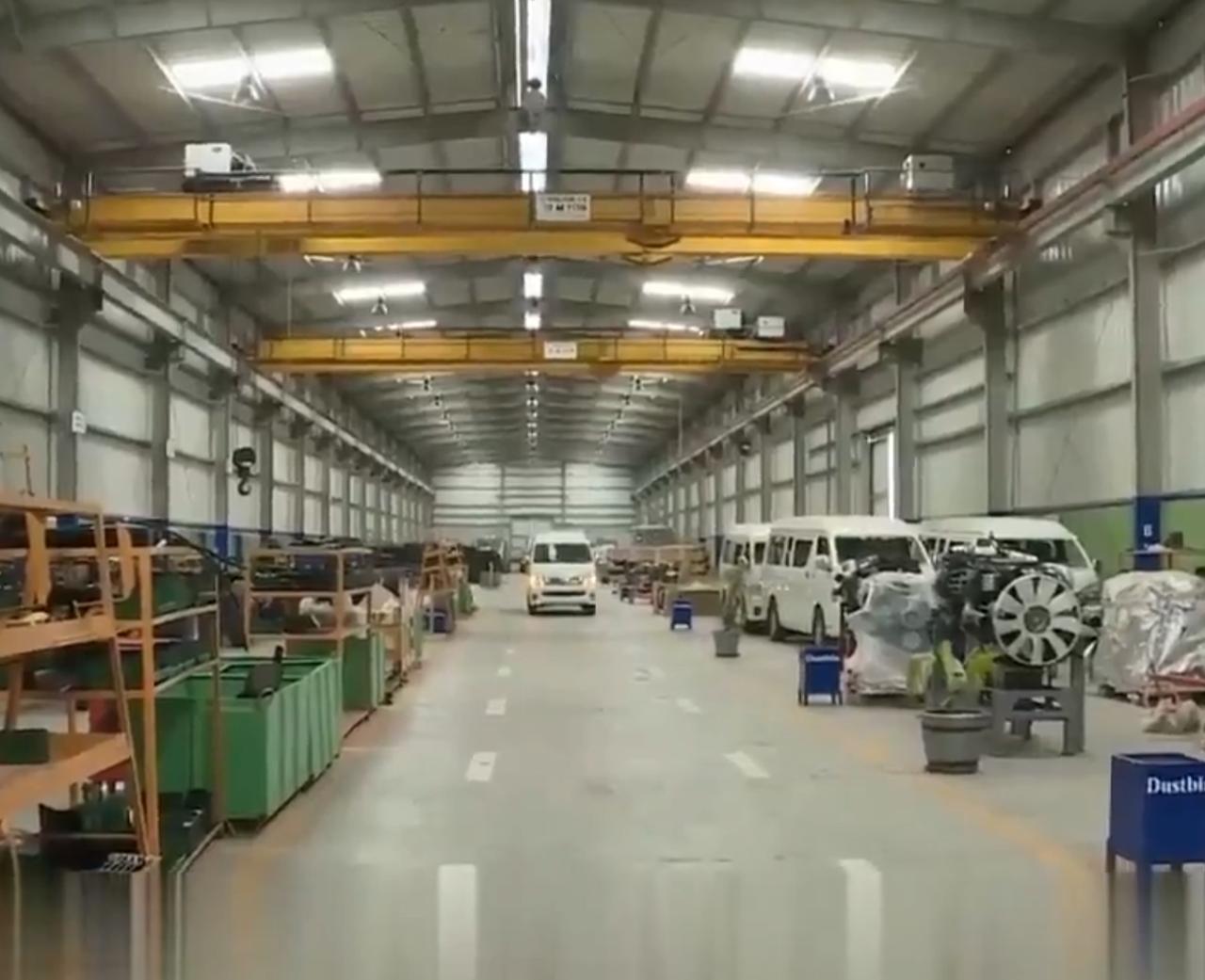 从燃油禁令到六十家工厂：埃塞俄比亚的电动汽车雄心。　　埃塞俄比亚，这个东非之角