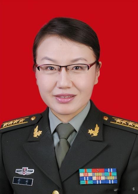 “一定是有叛徒在我们中间，不然仅仅以中国女人脑子，又怎么能这么快判断出我