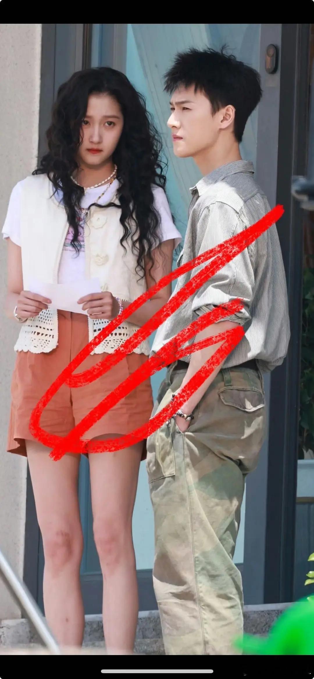 孟子义李昀锐二搭李昀锐粉丝和gxt私番，李yr这边半夜买和孟子义的cp热搜转移