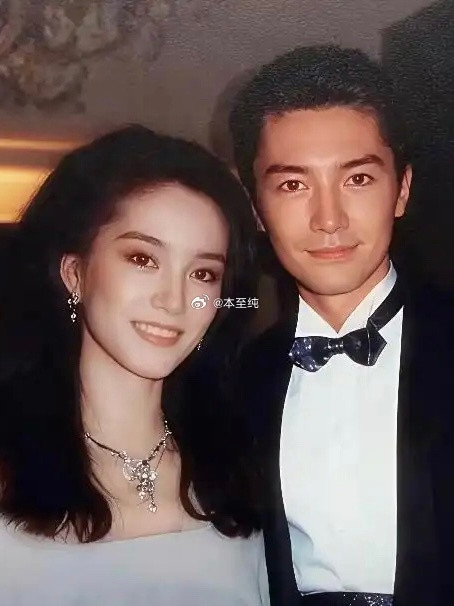 当年就连林青霞都为他着迷