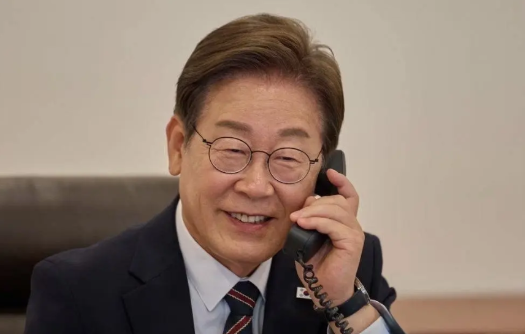 中国和韩国谈妥了这是第二次两国通话！在近30分钟的交谈过程中非常愉快，一致认为