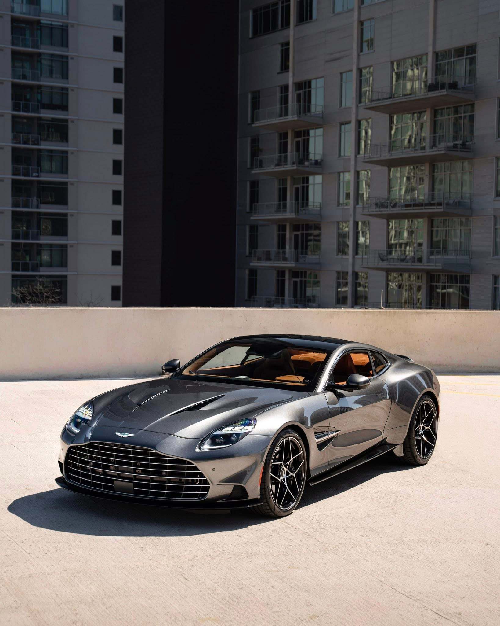 AstonMartinVanquishastonmartin阿斯顿马丁阿斯顿