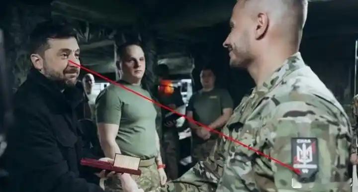 冒天下之大不韪！泽连斯基的纳粹头子身份已被坐实泽连斯基给亚速营