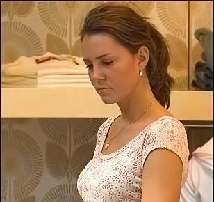 能入英国王室，凯特的颜值，怎么会一般呢？英女王对子孙们另一半，那是有严格要求的