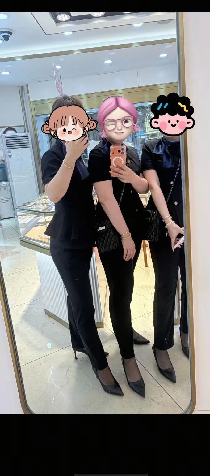 制服黑丝少妇，快乐时光[玫瑰][玫瑰][玫瑰][比心][比心][比心]