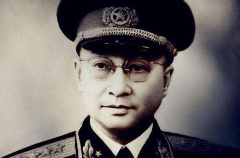 庆功宴上，772团团长叶成焕吃得狼吞虎咽，刘伯承“酸酸”地说：陈赓的386旅还算