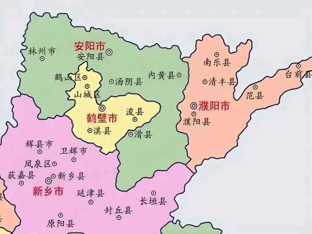 最尴尬的县是河南省安阳市滑县。为什么尴尬？属于安阳却离安阳市远，离相邻的鹤壁、濮