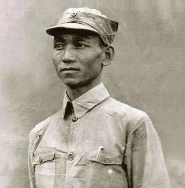1939年，日军出动5000兵力，将八路军115师围了一处山沟中。日军次日天亮准