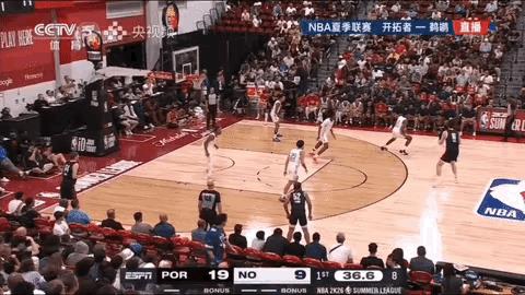 杨瀚森这个缺点日后一定要改，不然会被经常断球的切球的！杨瀚森这个球已经打到篮板