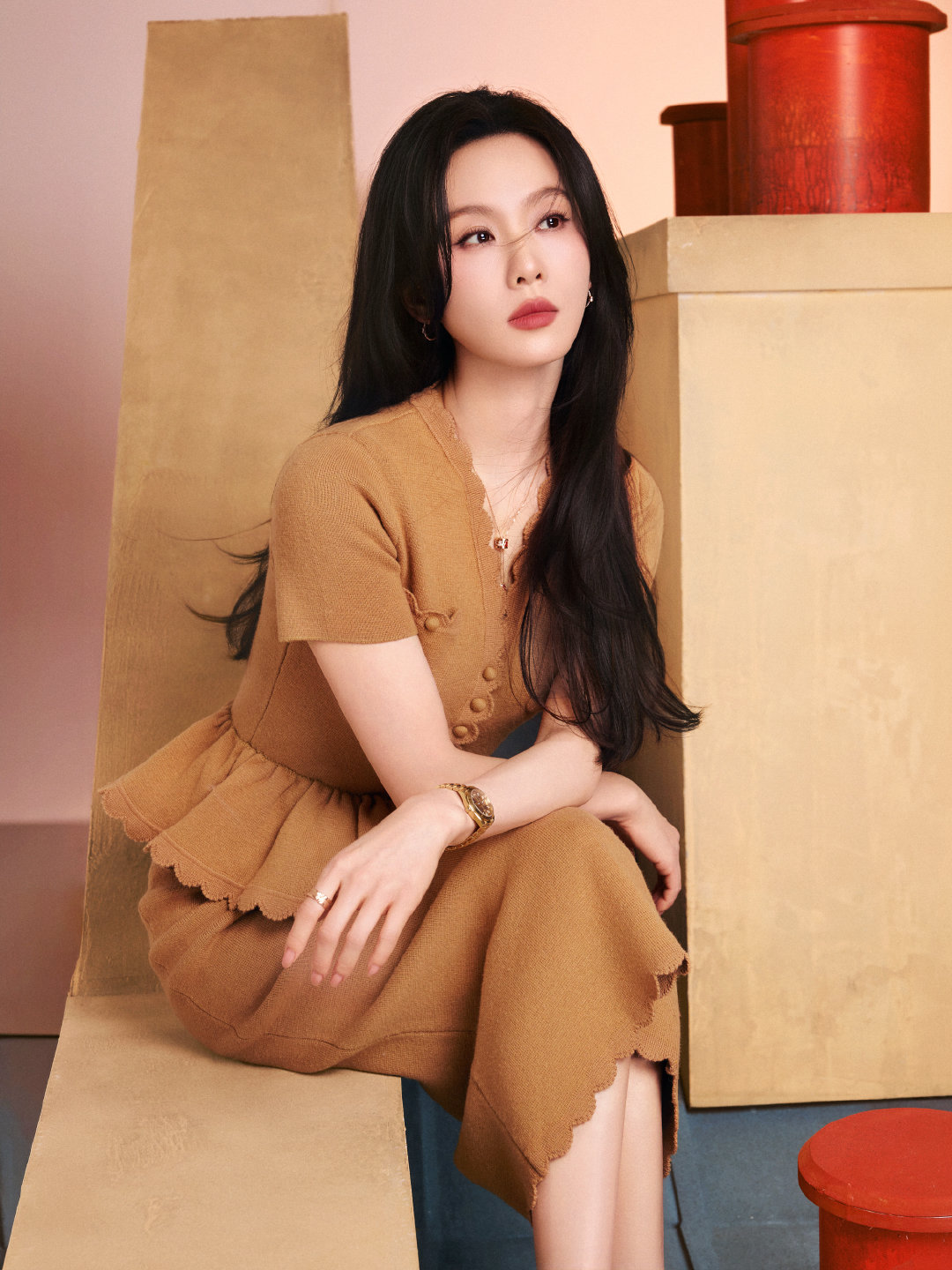 刘诗诗｜新春大片元旦之后除夕大片又迎来造型合作，穿self-portrait