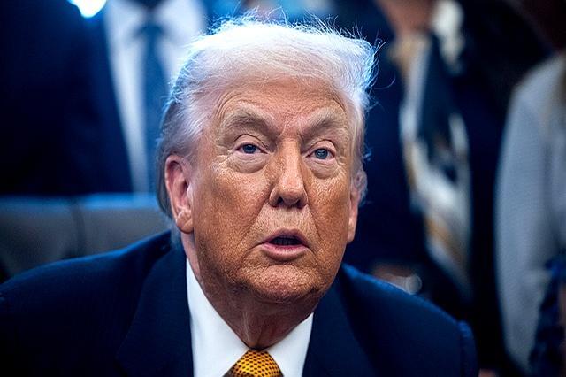 盟友离心！护航没人来，特朗普成孤家寡人。美联社3月23日披露，特朗普为打