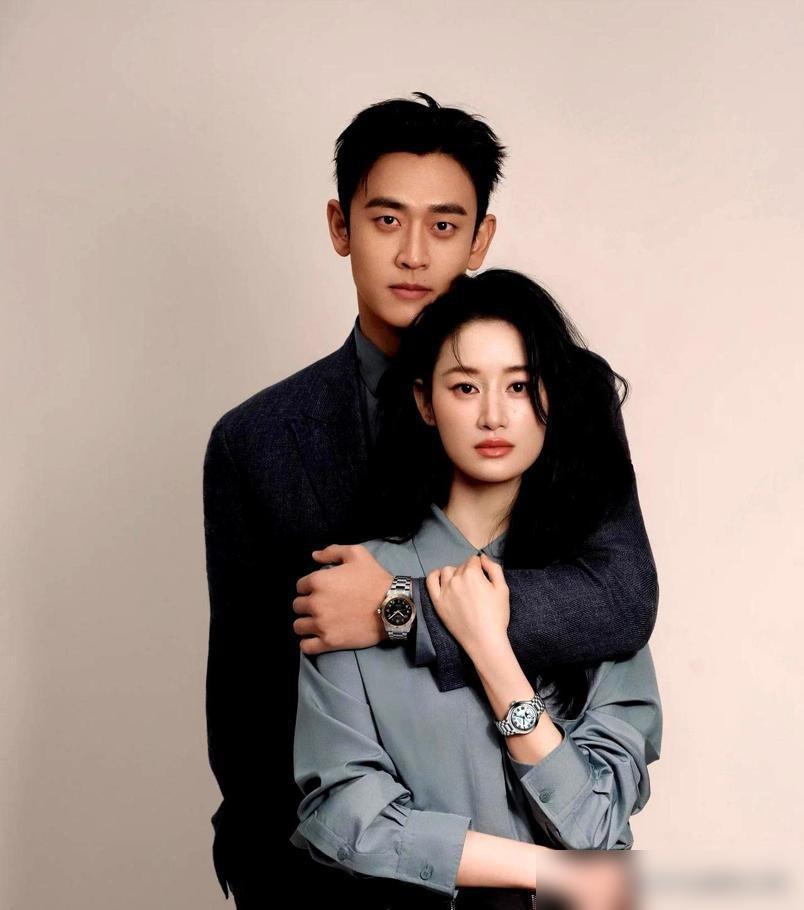 王天辰郭晓婷这对33岁的二搭CP，直接把陈飞宇孙千的主线风头抢没了。之前《人