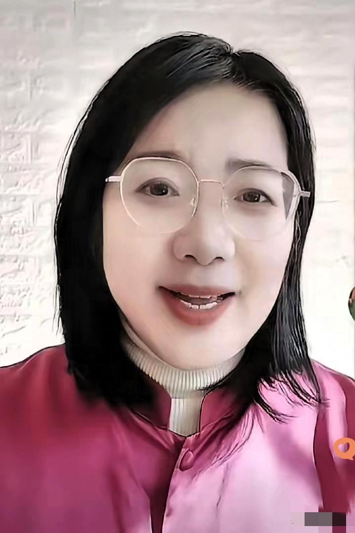 重磅！11月27号周四，东篱老师和大娘的对决终于要开会了！这场对峙最戳人的