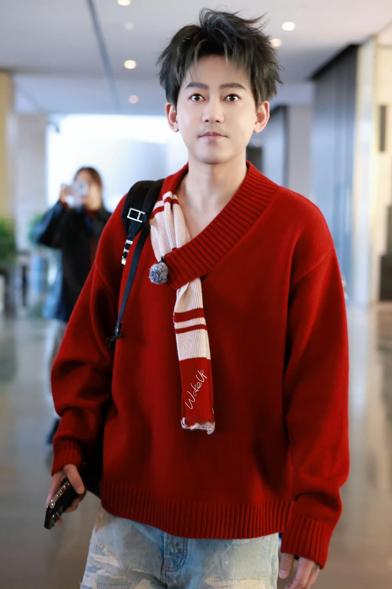 这一季的快乐老友记总算做对了一件事，最后一次的嘉宾请对了，真正的老朋友都来了。