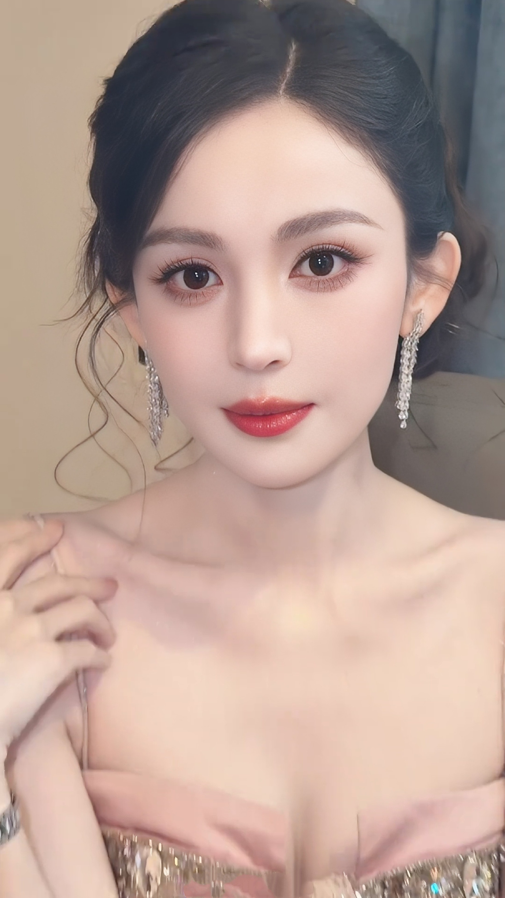 娜扎《玉茗茶骨》荣善宝，精致头像太美了。娜扎