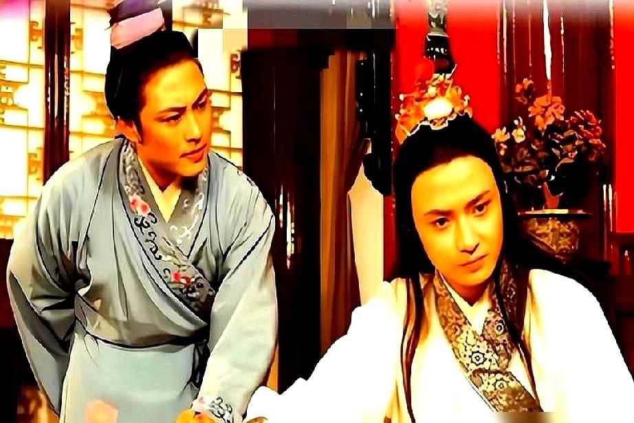 欧阳奋强又来自嘲了！最近剧组颜值讨论，他直接说自己在一张合照里点赞数最少。