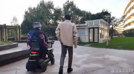 2025年12月17日，中国脑机接口迎来突破性成果！中科院脑科学与智能技术卓越创