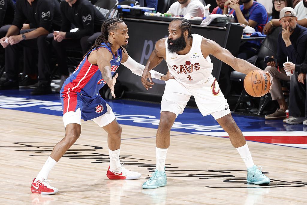 骑士晋级东部决赛，哈登抢七大战得分拉胯NBA东部半决赛抢七大战在18日落下大