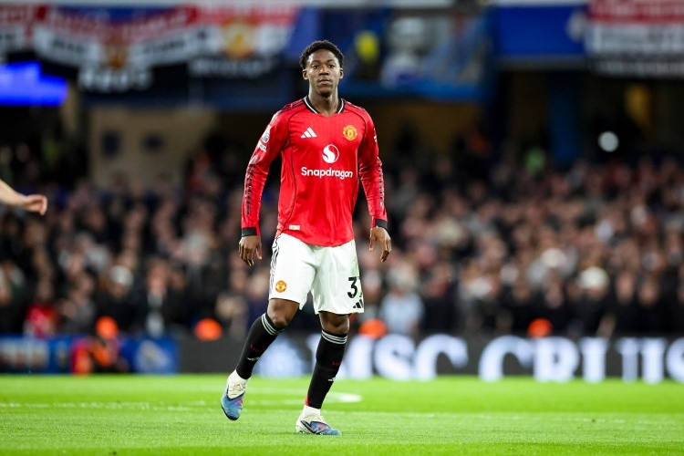 #梅努与曼联续约至2031年#知名转会记者罗马诺消息，科比·梅努已和曼联就新合