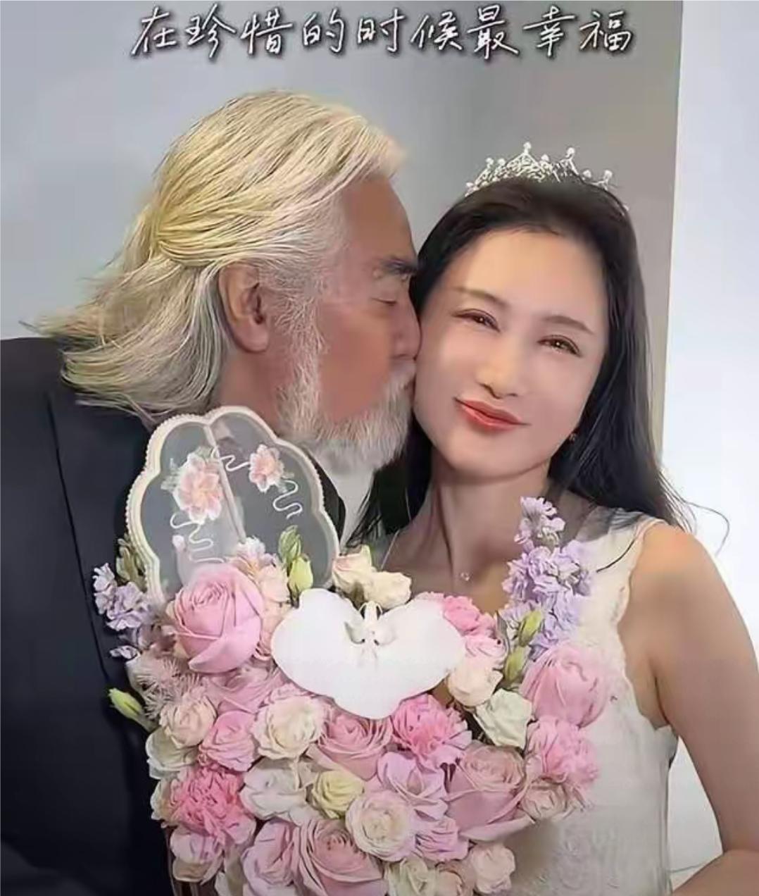 75岁张纪中为给老婆杜星霖过生日，那可是花了不少心思，把自已精心打扮了一番，穿西