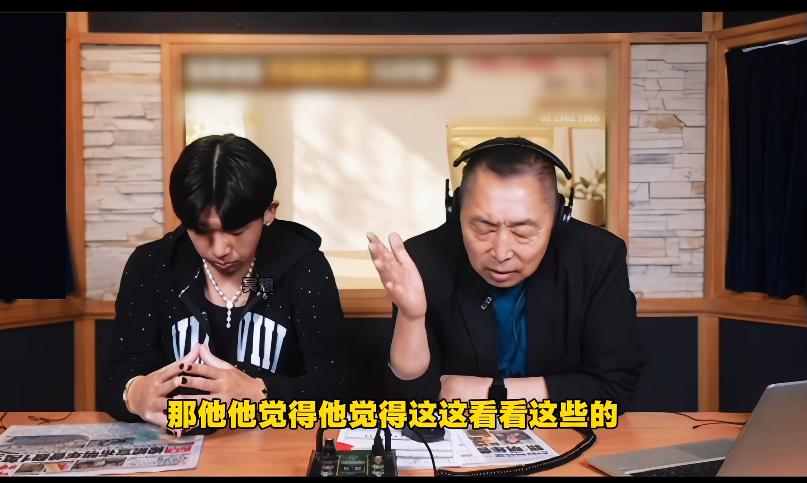 唐湘龙这人，在政论圈子里名头确实响，但翻开他那点私事，真是让人一言难尽。当年