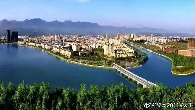 房县市交通运输局文春一行来房调研房五高速房县段建设工作十堰爆料房五高速交通资讯