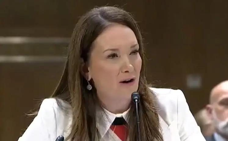 美国最近盯上了中国的粮仓，逼着我们减少粮食储备。前世界银行行长大卫·马尔帕斯公开