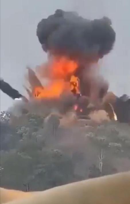 多名将军战死，柬埔寨绝命大反攻！5000枚火箭弹铺天盖地轰炸，中国火箭炮轰炸关键