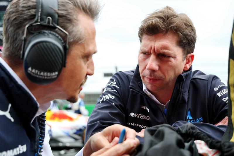 f1威廉姆斯领队詹姆斯·沃尔斯否认FW48赛车存在【严重超重】问题。但从他的采