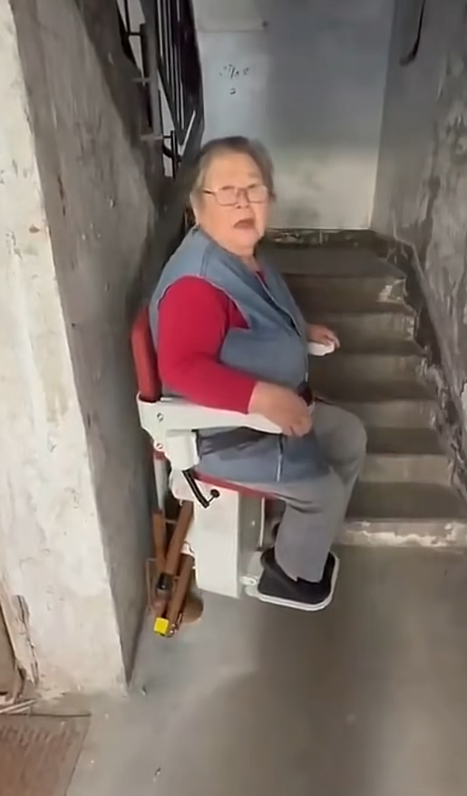 这玩意比老太太走的还慢，不知道按这个干啥。