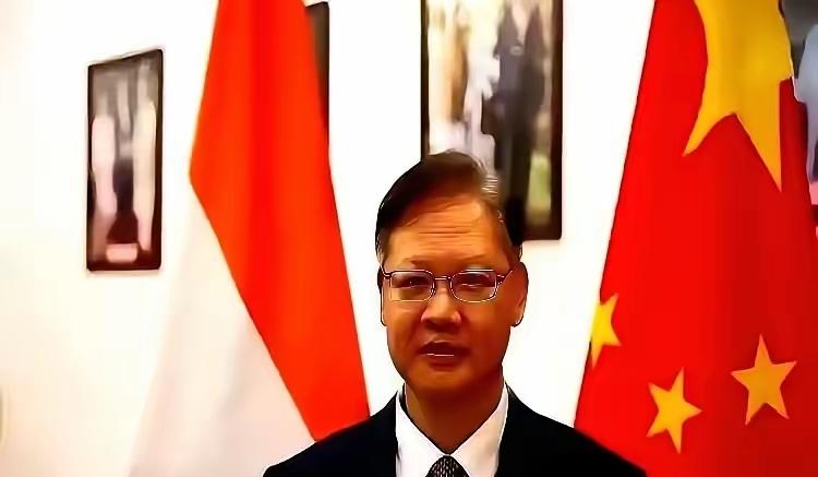 笑死，头一回见自家兄弟把大使的场子给掀了。人家使馆发个文，一片祥和，说中印关系要