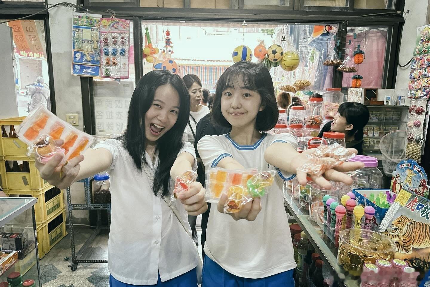 一组舒淇导演的《女孩》的幕后照​​​