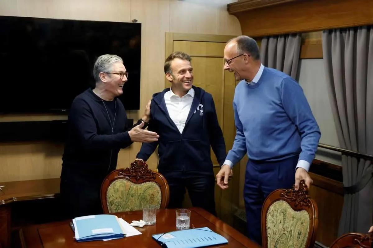 【热点评述】欧洲准备直接介入俄乌战争，俄乌之战会升级了吗？近日，俄罗斯卫星通讯