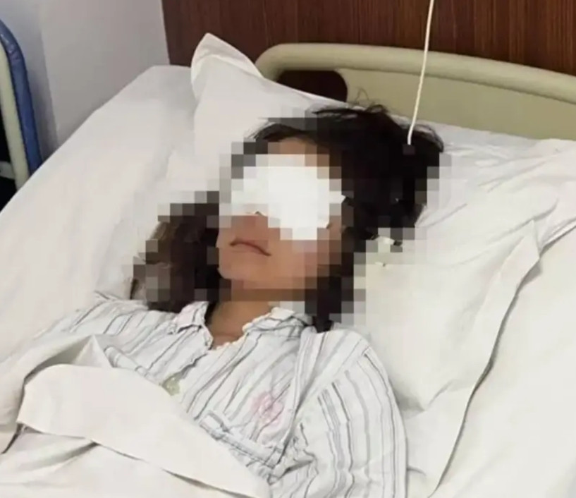 暑期出门千万不要一个人！6月9日，一位女孩在社交媒体网站发帖，称她到山东省潍坊市