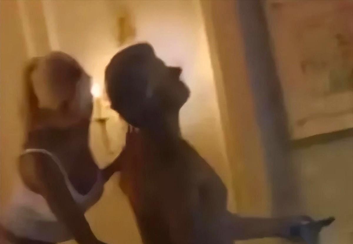 比利时人在刚果立了个规矩：交不够橡胶，就直接剁手。这不是一百年前的故事，这是弱