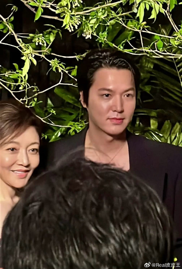 认不出李敏镐有点认不出了