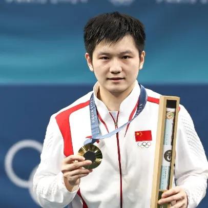 4:1完胜林诗栋！樊振东卫冕全运男单，这统治力谁能撼动？2025年11月16