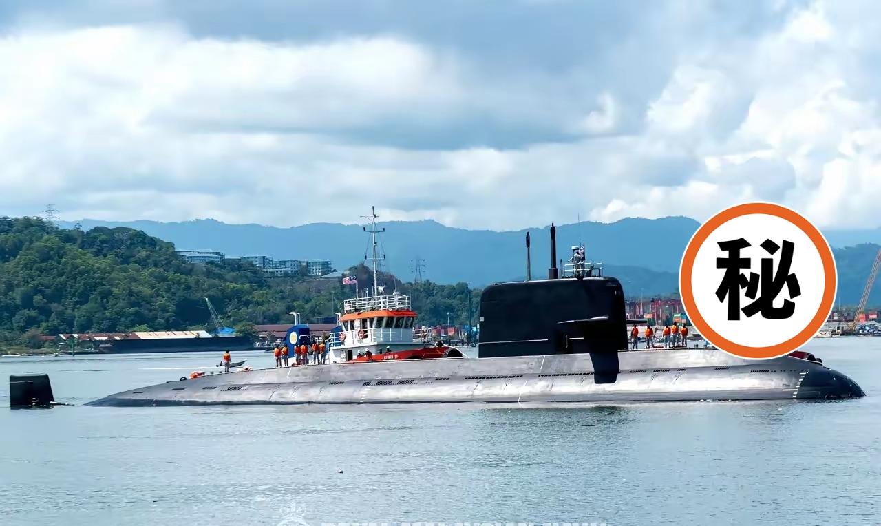 巴基斯坦海军在三亚接收“汉果”号AIP潜艇后就启程回国，昨天抵达马来西亚访问，顺