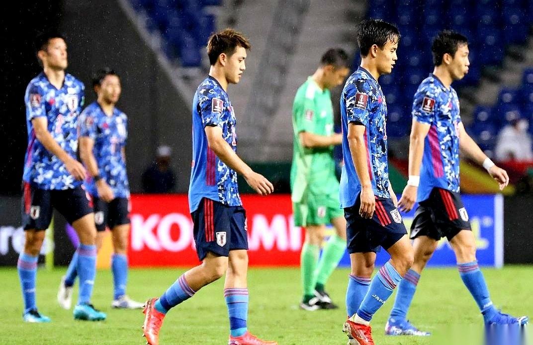 韩国人这下是真的要气炸了。世界杯48支球队的赛制下，韩国队本来还在苦苦等别人帮