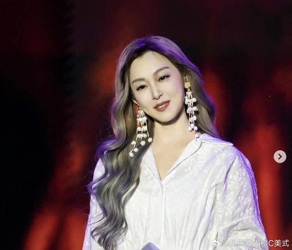 官方宣布浪姐7遭全网抵制，范玮琪被网友们齐声喊滚出浪姐，别来毁了舞台，结果《浪姐