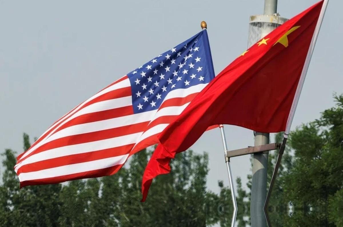 美国曾经承认，特朗普对华战略重大误判，美媒猛然发现：中国在抛美债！2026年