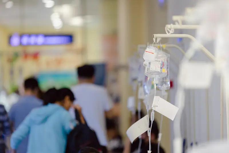 最近总看到“全国流感阳性率接近45%”的消息，可别以为身边近一半人都感染流感了。